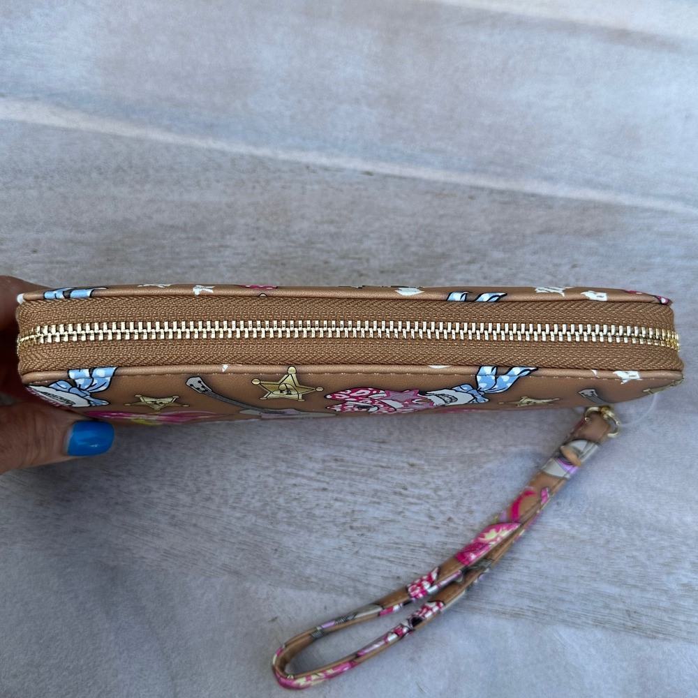 Betsey Johnson Western Cowgirl Skull Wristlet Wallet Tan Pink Gold Tone Zip - Picture 12 of 16
